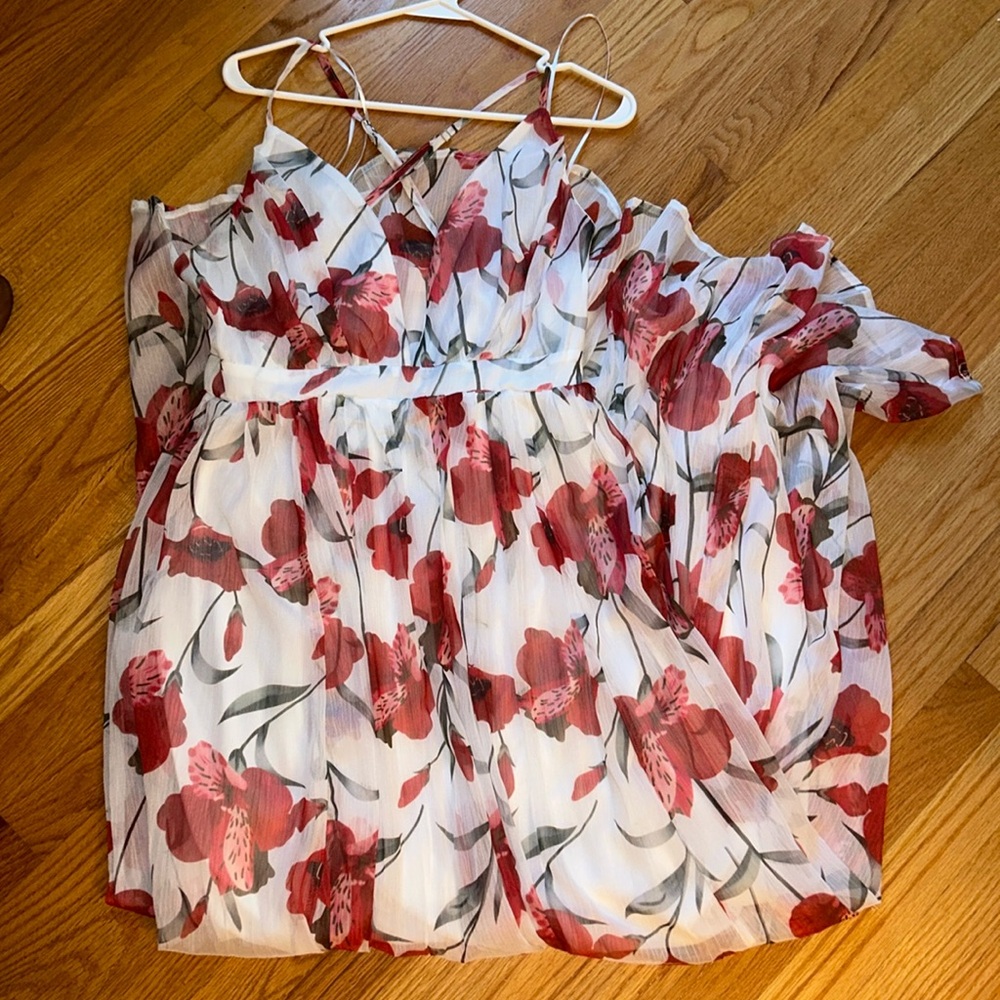 NWT Floral Dress